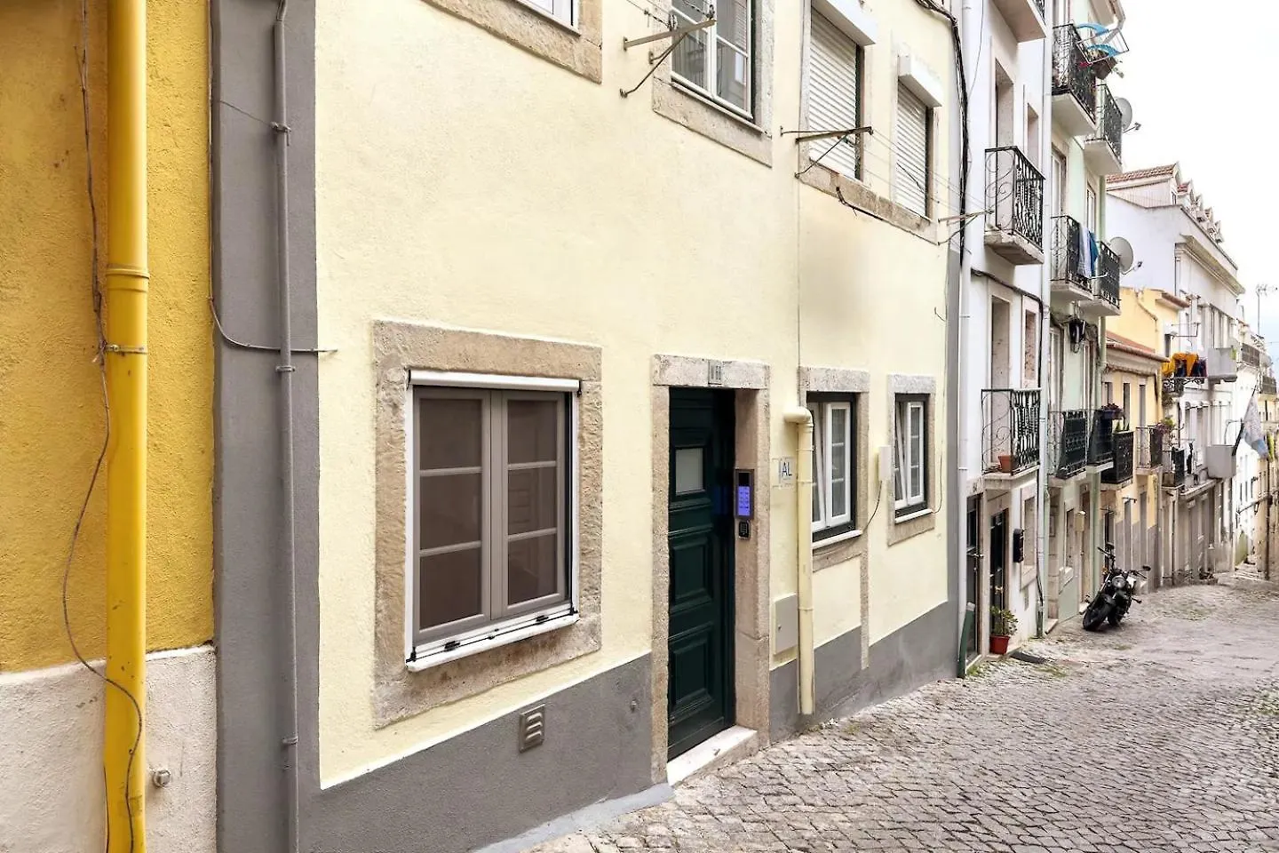 Martin Vaz Home Design Lisbon 0*,  Portugal